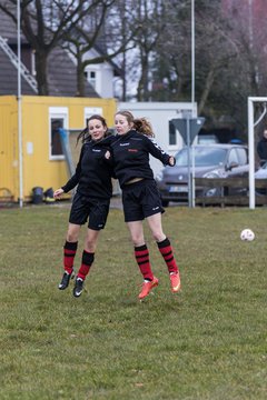 Bild 15 - wBJ SG Weststeinburg/Beidenfleth - SV Henstedt Ulzburg : Ergebnis: 0:4